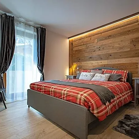 Bed & Breakfast Maison Altea 3*